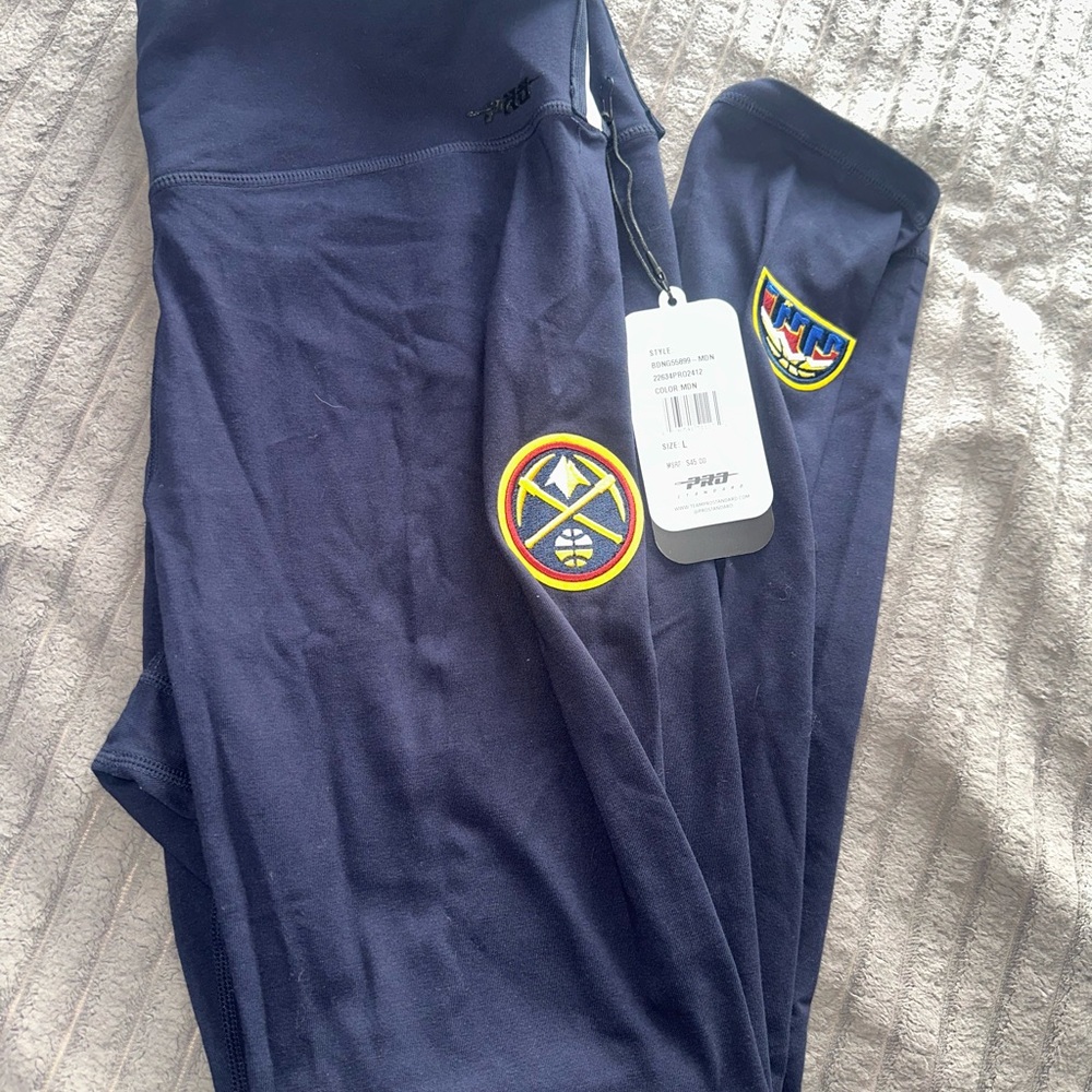 Denver Nuggets Women’s Capri Leggings